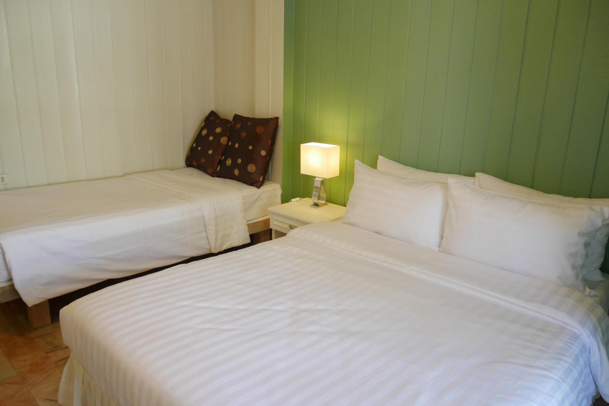 Superior Triple Room,1274239660:JPEG